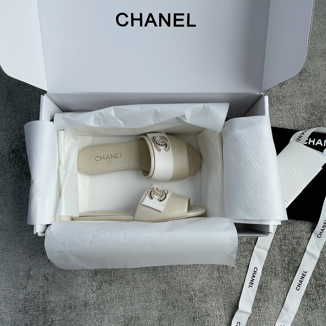 CHANEL CHANEL SLIPPERS PEARL LEATHER STRIPS AND SMALL DIAMOND COMBINATION IMPORTED A GRADE SHEEPSKIN