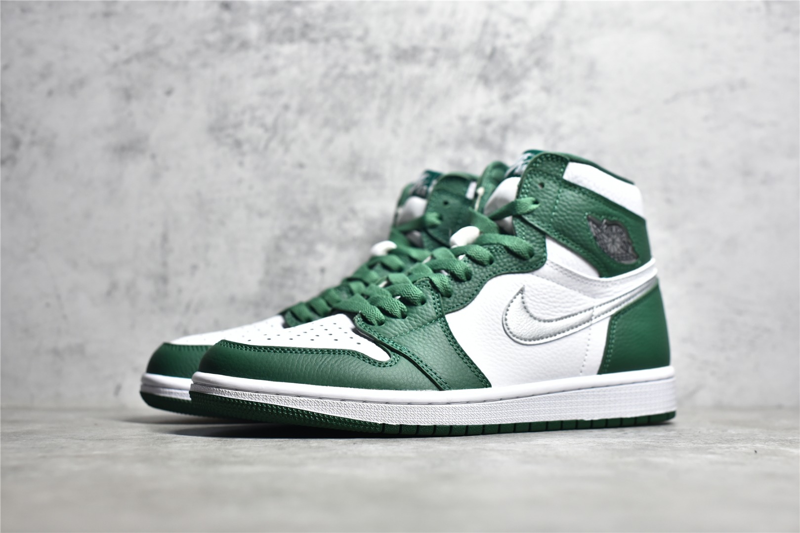 AIR JORDAN 1 AJ1 WHITE GREEN TOE