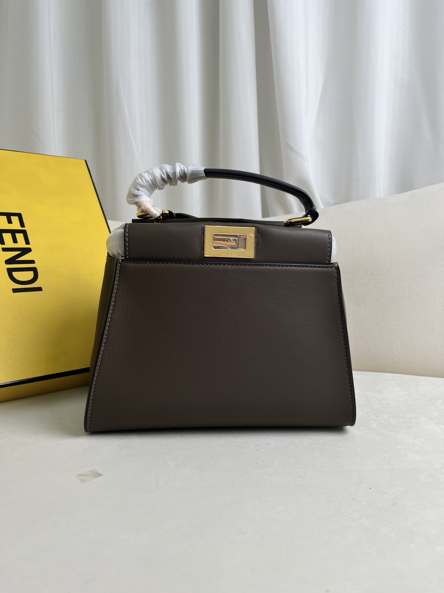 FENDI PEEKABO Art. No.:017