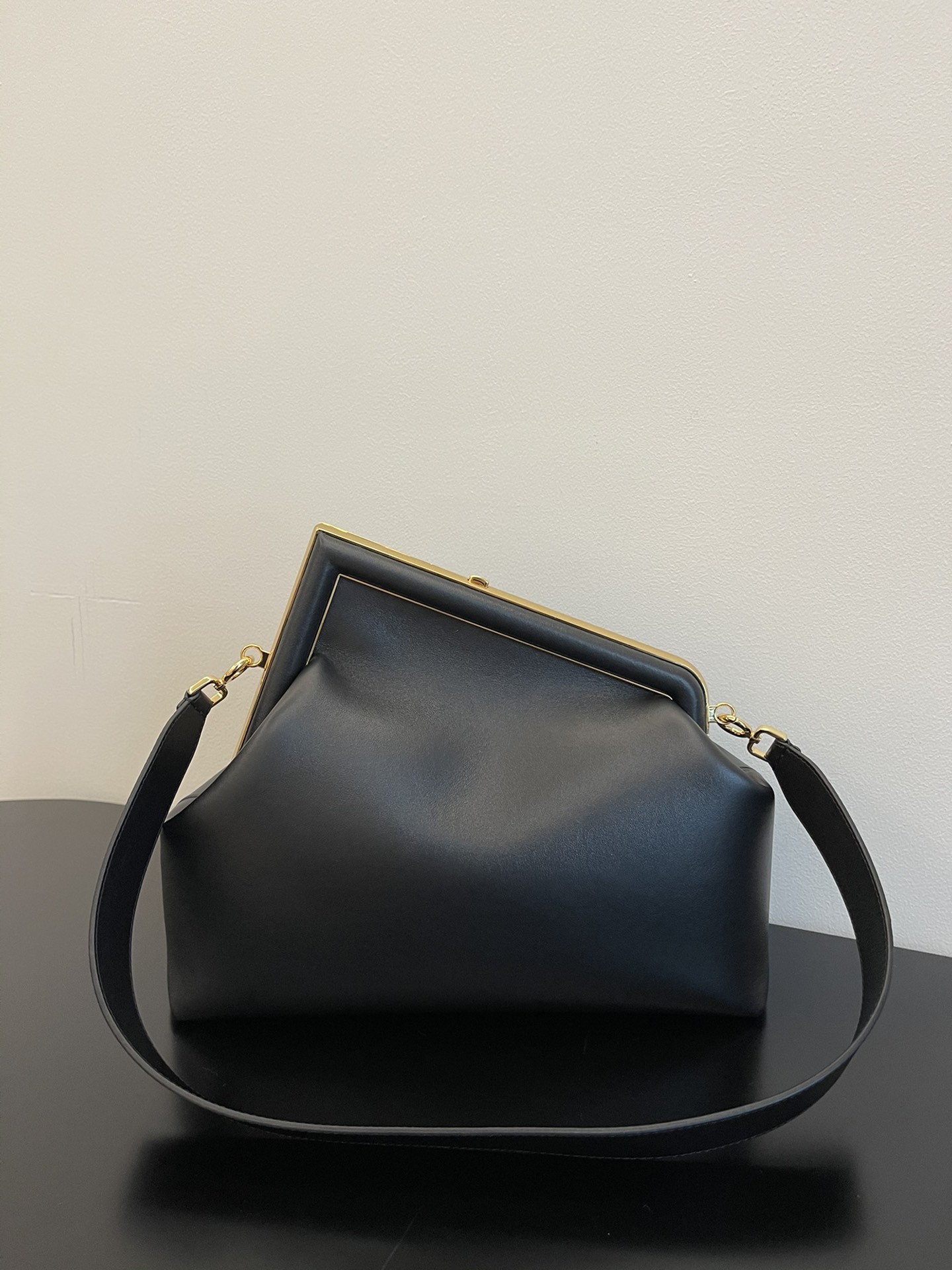 FENDI FIRST LARGE BLACK