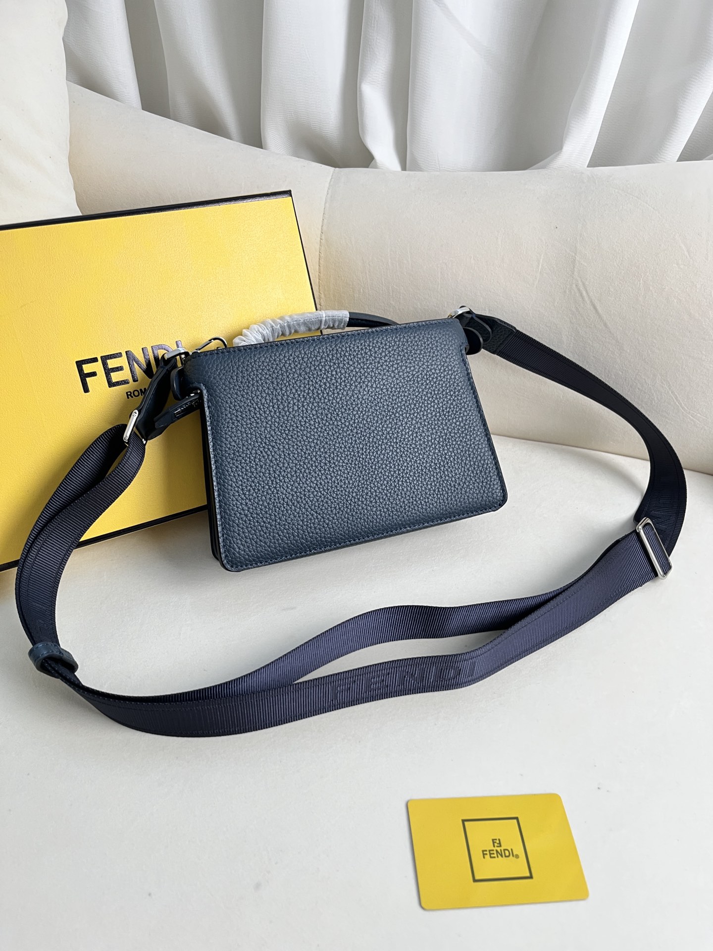 FENDI CLASSIC PEEKABOO ISEEU X CROSS HANDBAG MODEL NUMBER: 8066