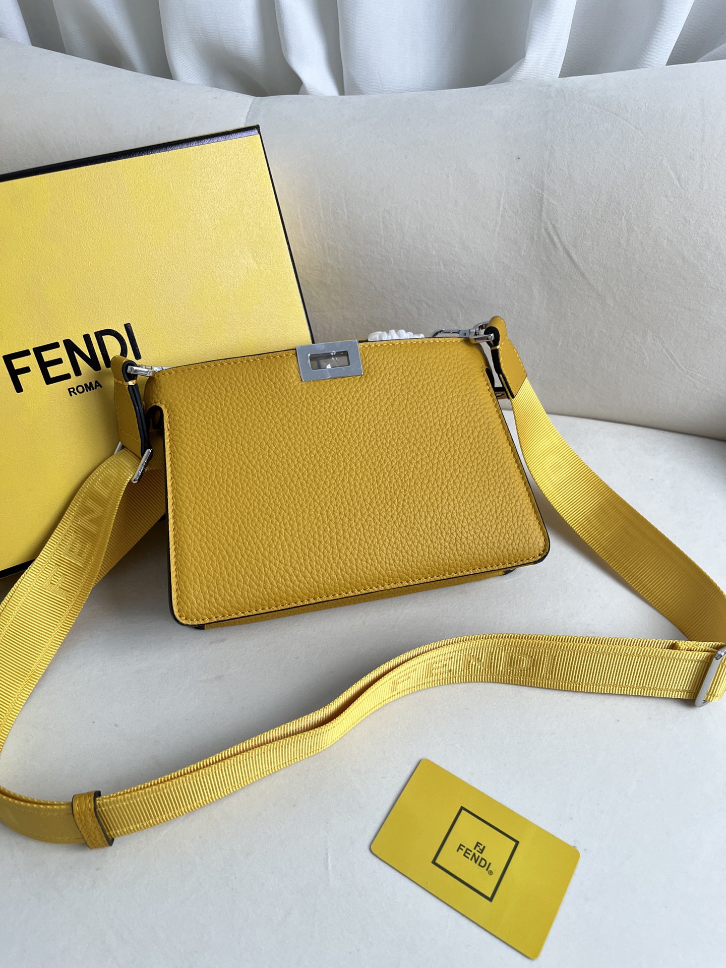 FENDI CLASSIC PEEKABOO ISEEU X CROSS HANDBAG MODEL NUMBER: 8066