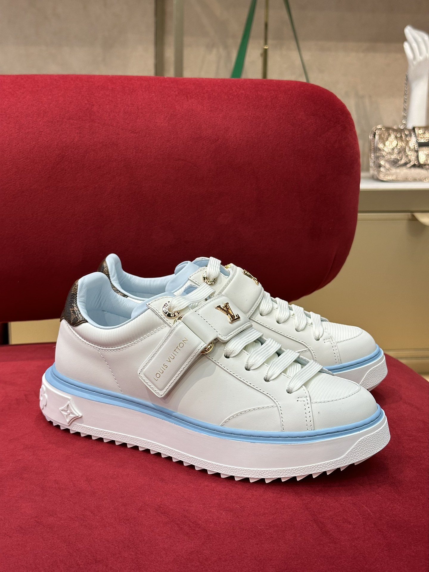 LOUIS VUITTON THICK SOLE SNEAKERS