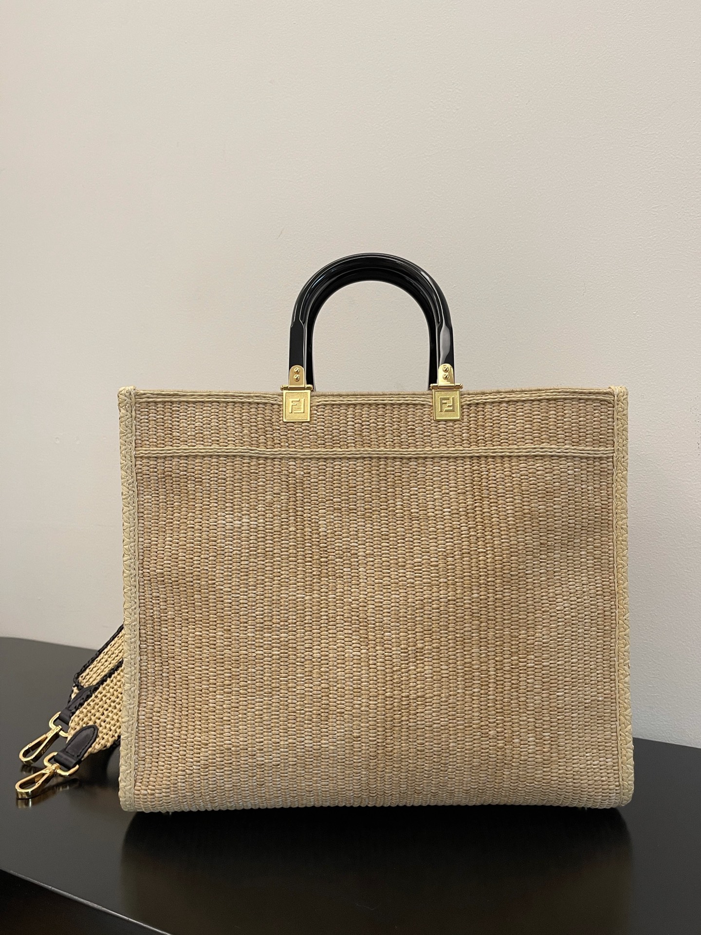 FENDI SUNSHINE STRAW TOTE BAG