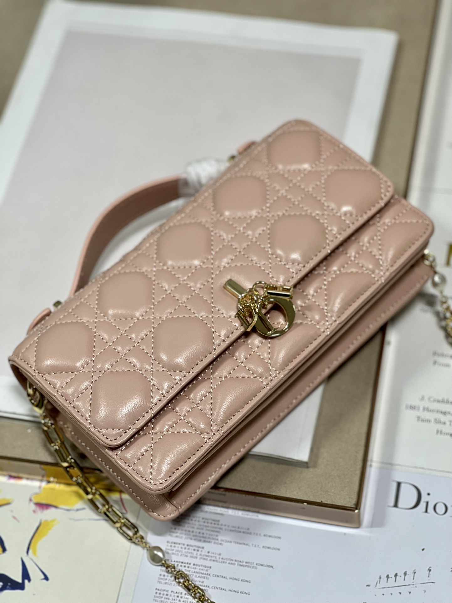 DIOR PEARL HANDBAG MODEL: 0980