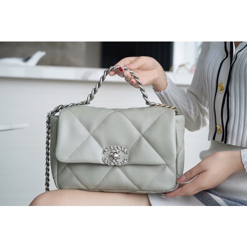 CHANEL 19 BAG ORIGINAL LAMBSKIN SERIES GENUINE LEATHER SMALL 22C EARLY SPRING LIMITED COLOR MILK GREEN GRAY