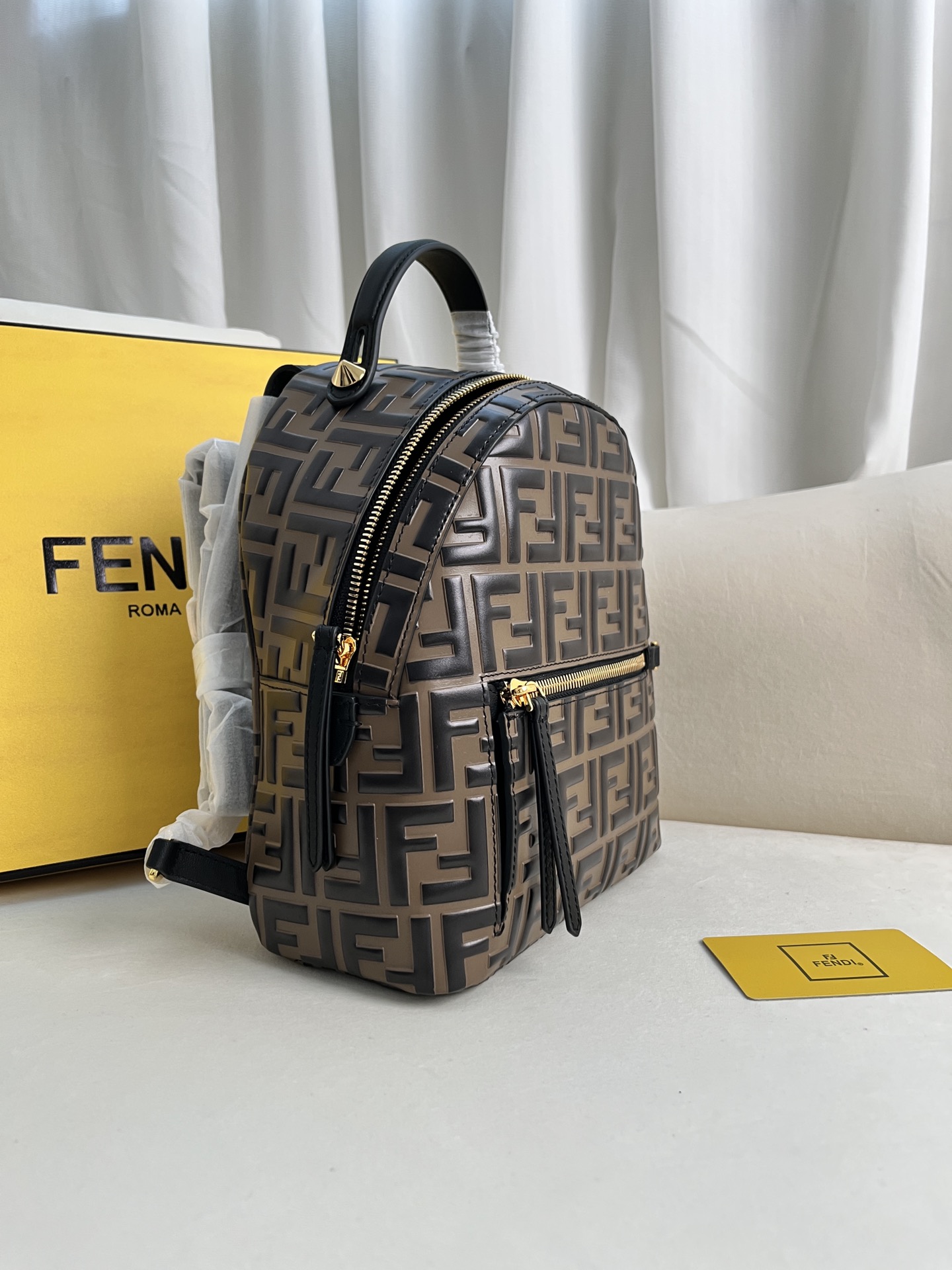 FENDI COWHIDE ORIGINAL FULL LEATHER EMBOSSED FF LOGO SMALL SHOULDER