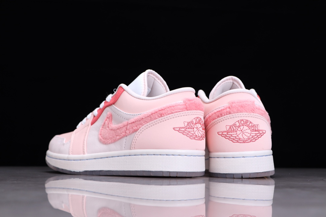 AIR JORDAN 1 LOW PINK VELVET HOOKT