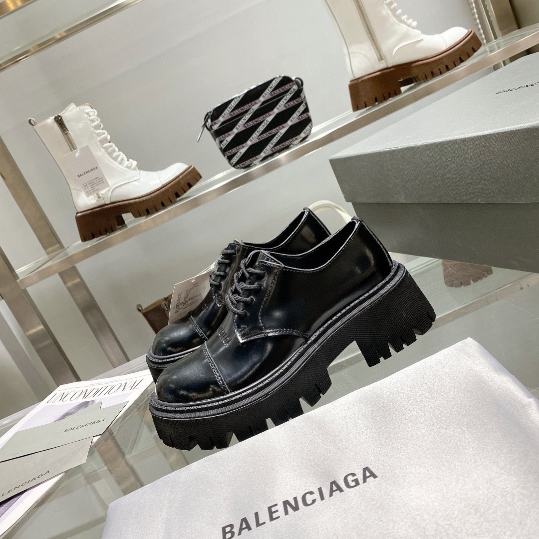 BALENCIAGA AUTUMN AND WINTER NEW LACE UP MARTIN BOOTS