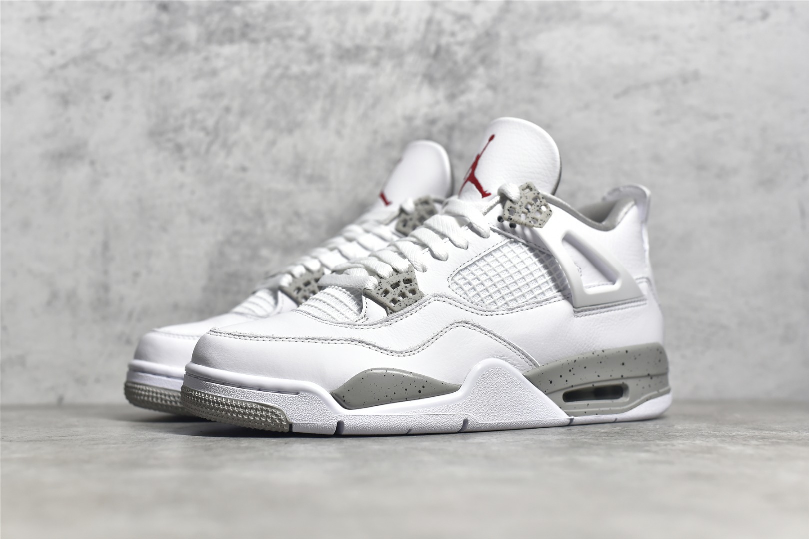 AIR JORDAN 4 RETRO WHITE OREO