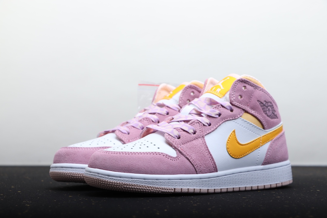 AIR JORDAN 1 MID SE KERSENBLOESEM ROZE TIENERROZE