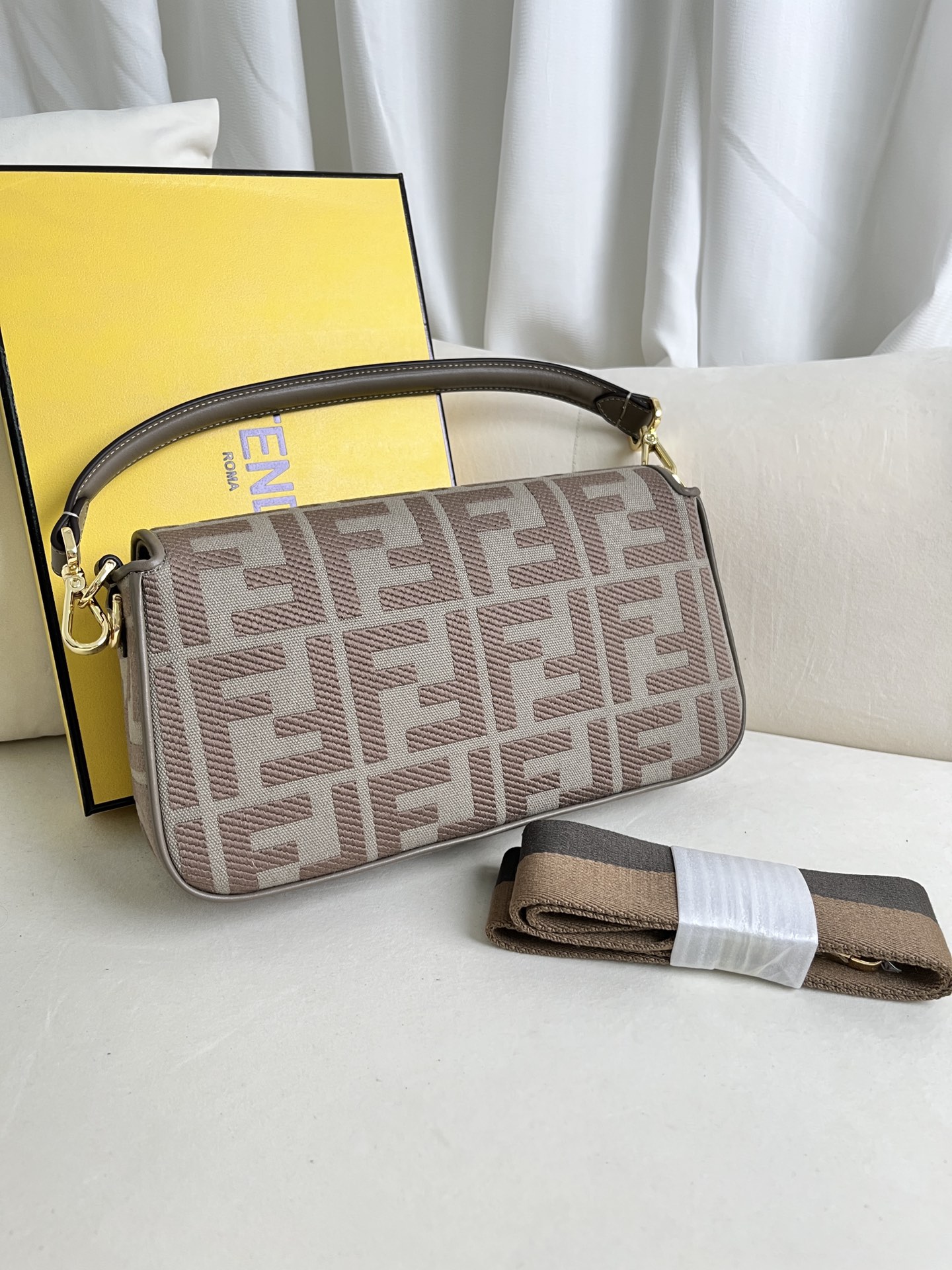 FENDI BAGUETTE EMBROIDERY COLLECTION MODEL NUMBER: 0159