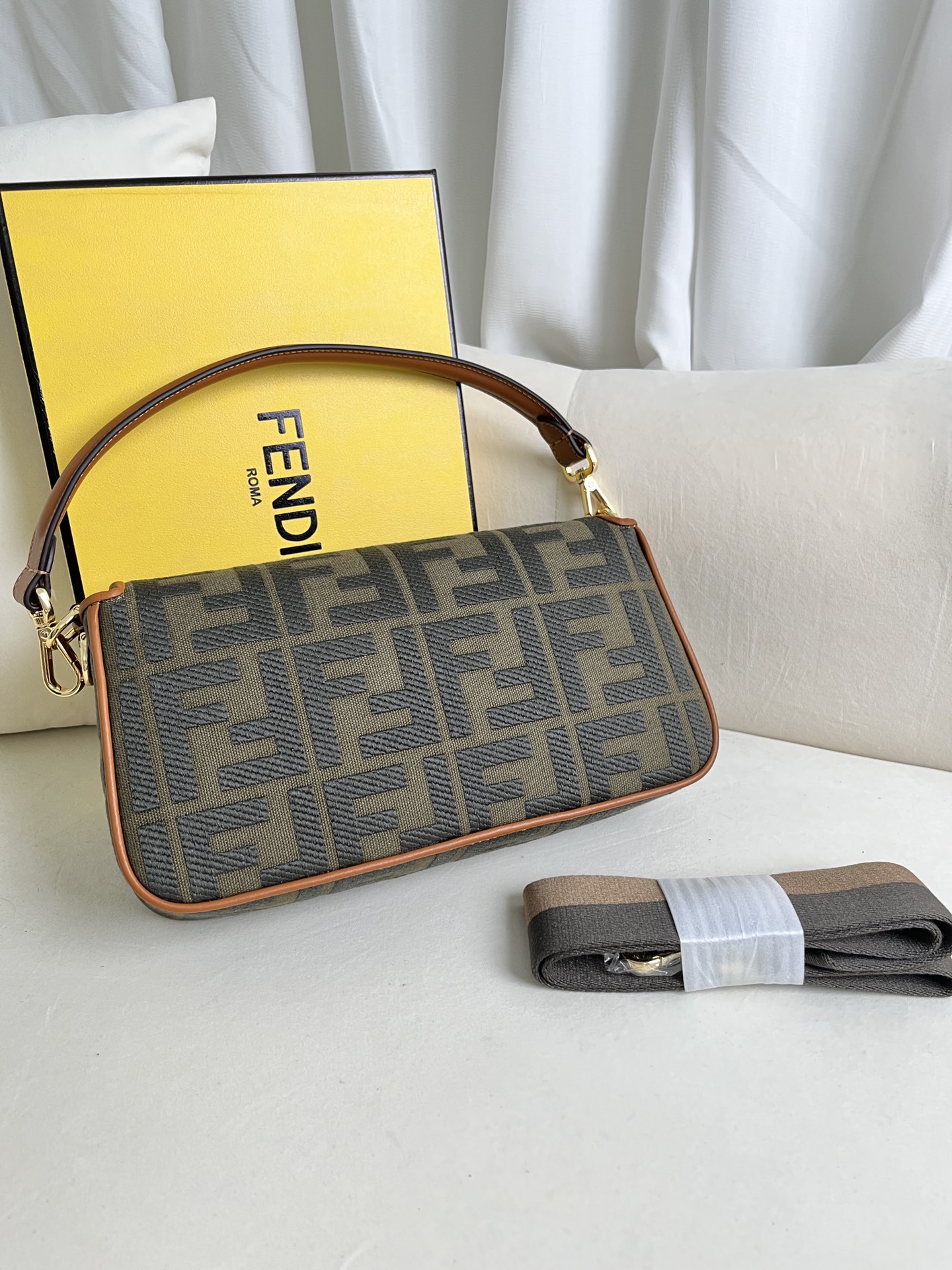 FENDI BAGUETTE EMBROIDERY COLLECTION MODEL NUMBER: 0159