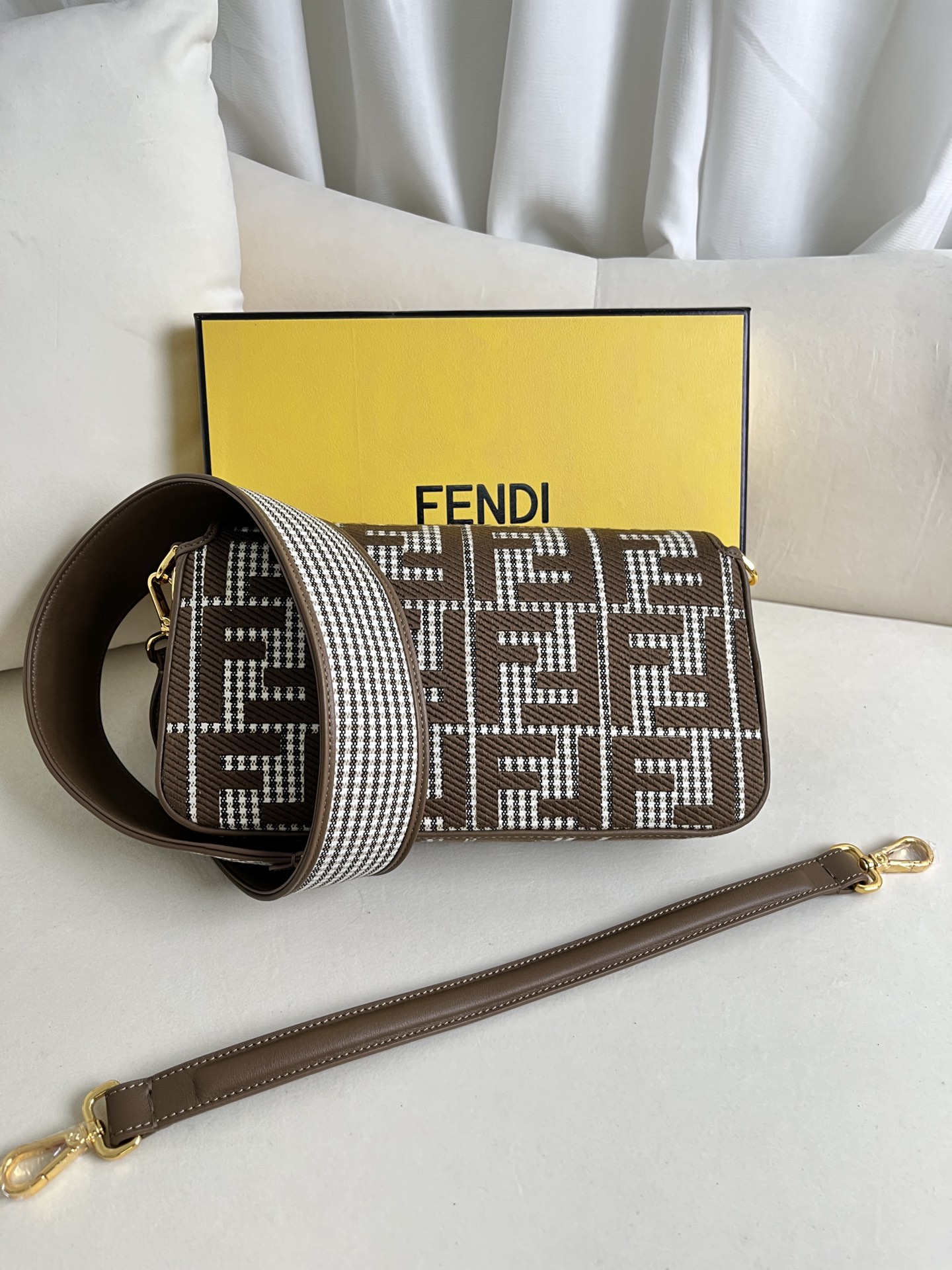 FENDI BAGUETTE EMBROIDERY COLLECTION MODEL NUMBER: 0159