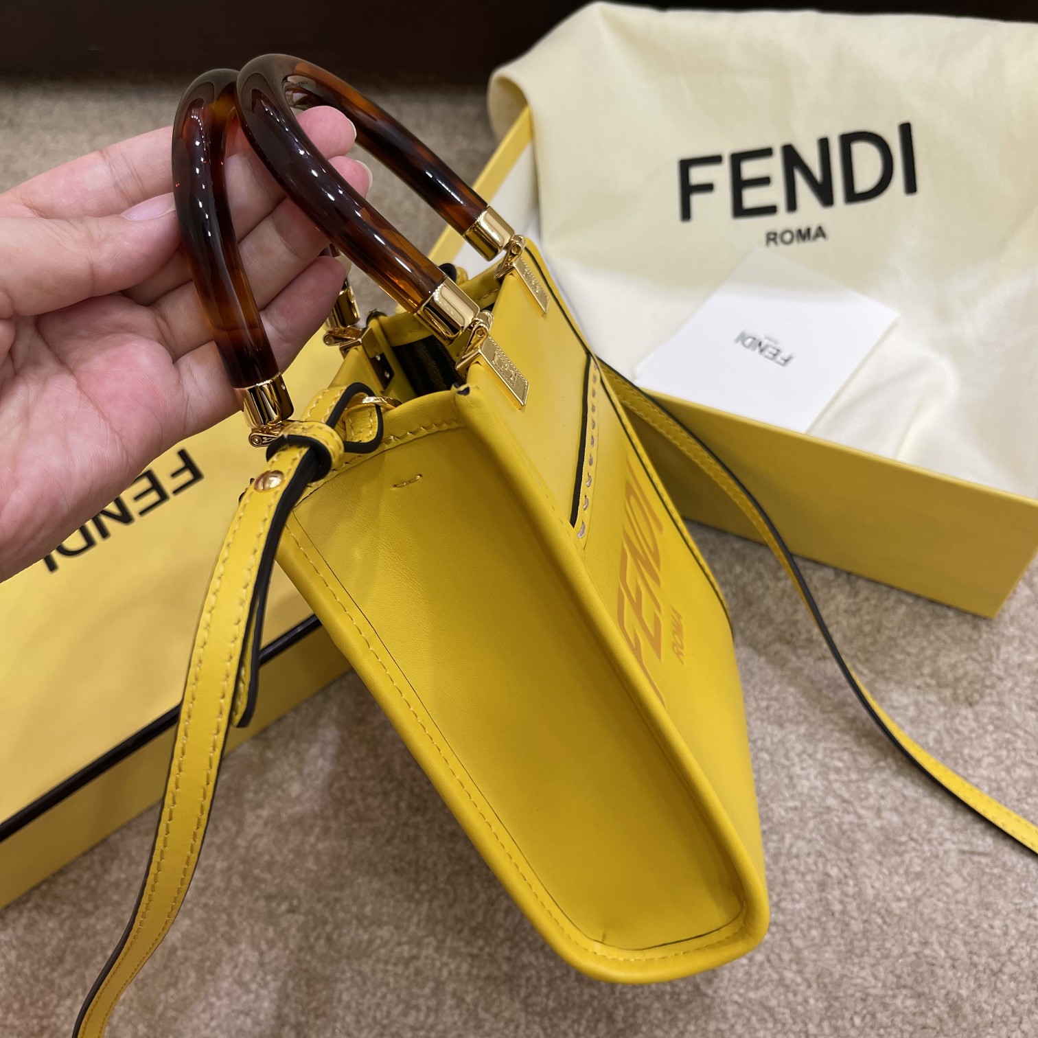 FENDI SUNSHINE MINI TORTOISESHELL PORTABLE CROSSBODY CUTE