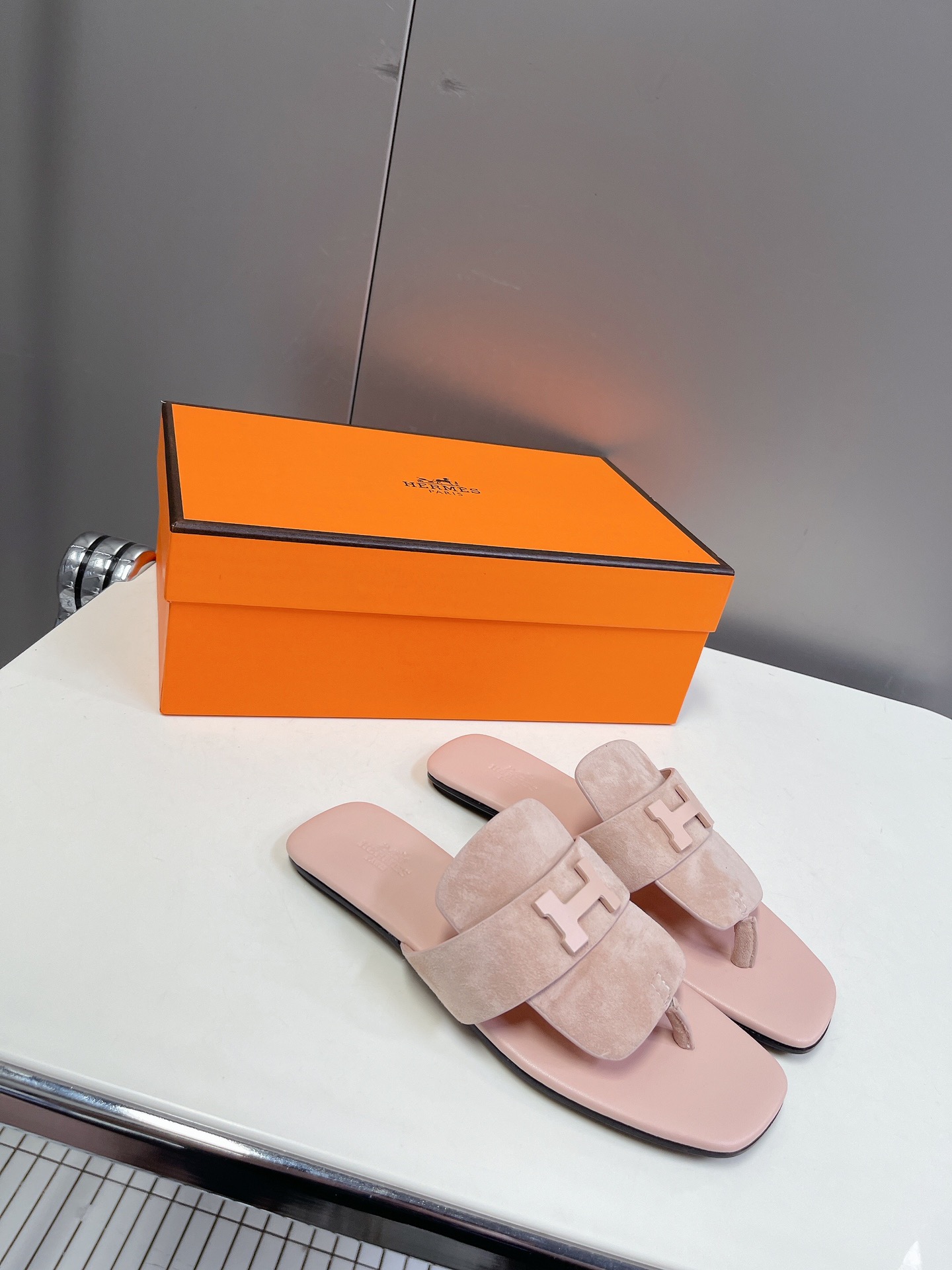 HERMES A ECLAIR SLIPPERS