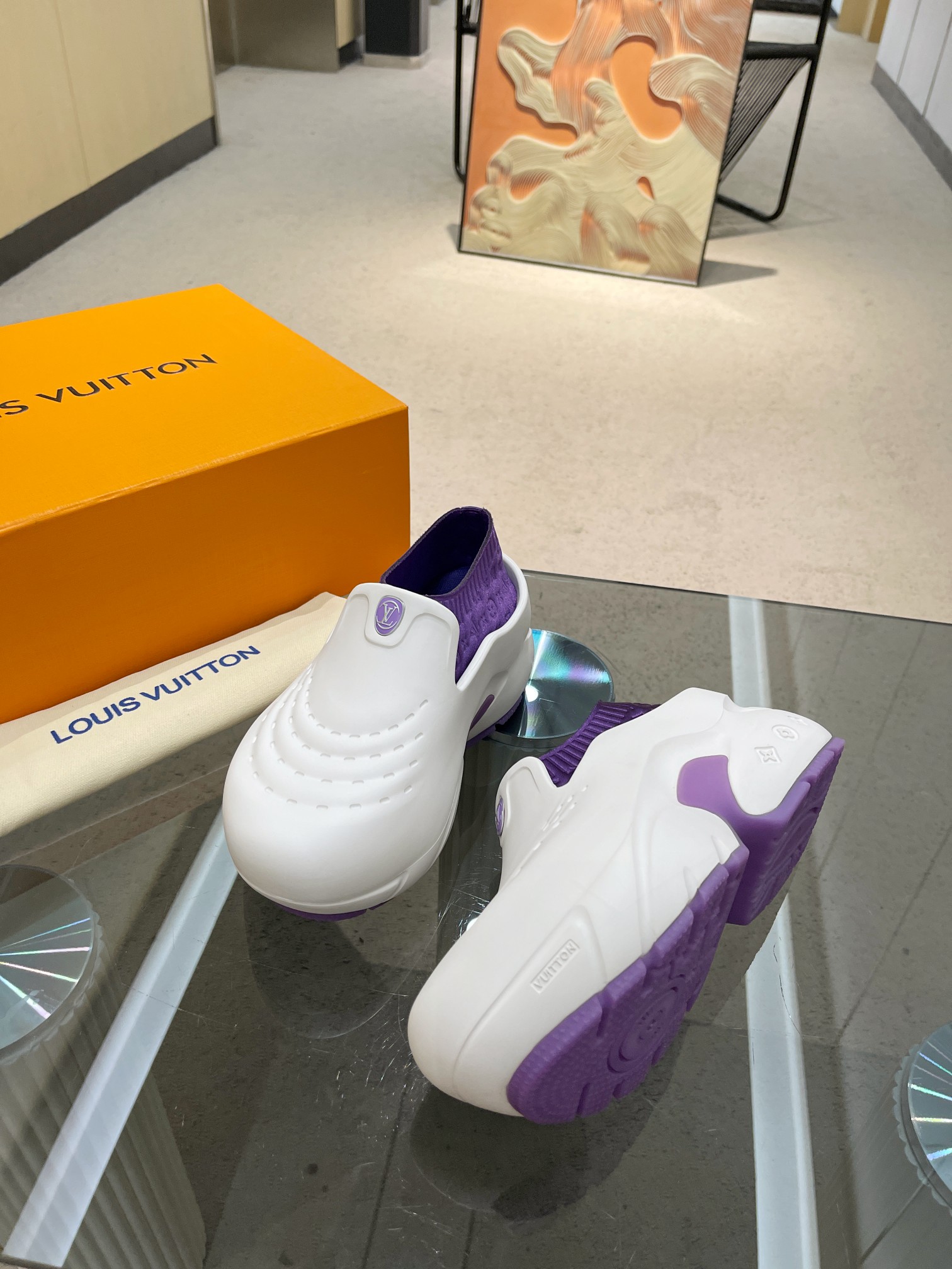 LOUIS VUITTON VC FOAM