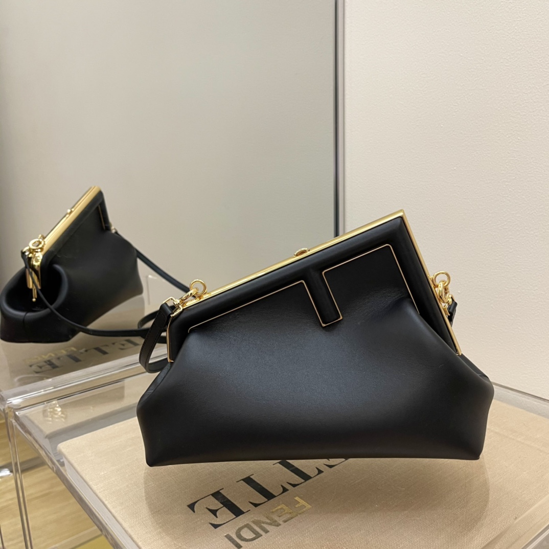 FENDI FIRST SMALL BLACK