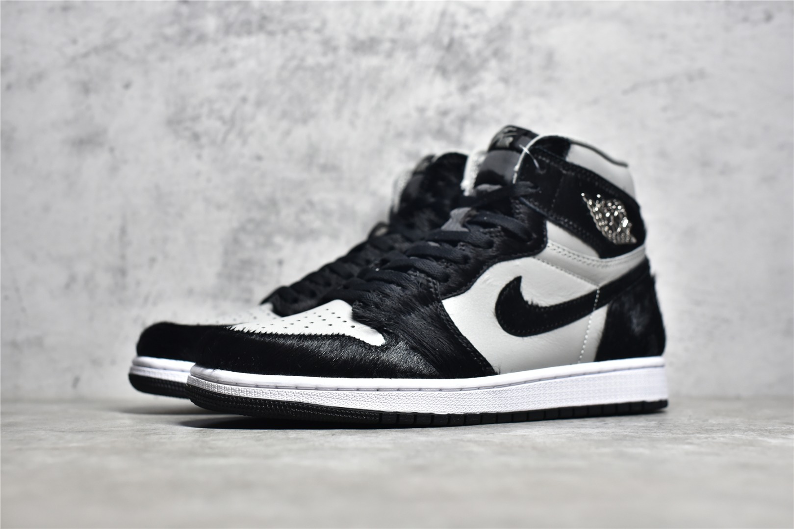 AIR JORDAN 1 HIGH OG "TWIST 2.0" AJ1 BLACK AND WHITE PANDA 2.0