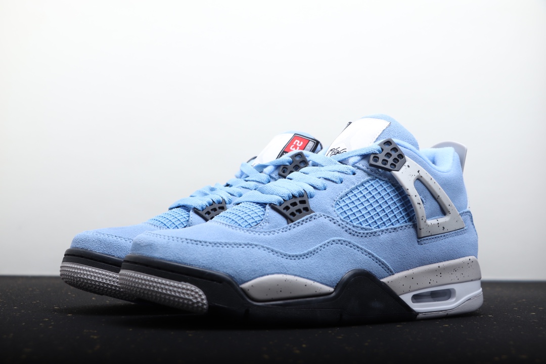 AIR JORDAN 4 UNIVERSITY BLUE