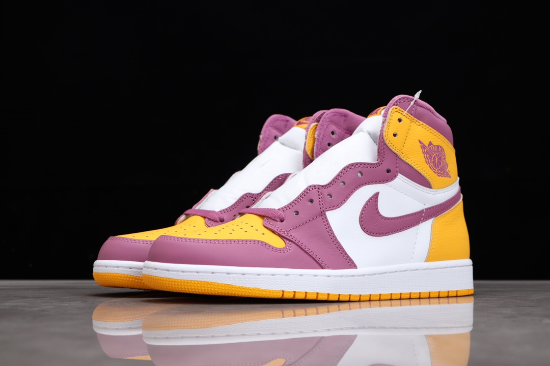 AIR JORDAN 1 WHITE PURPLE GOLD