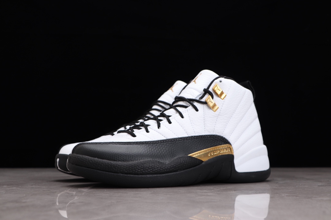 AJ12 AIR JORDAN 12 BLACK AND WHITE GOLD BUCKLE