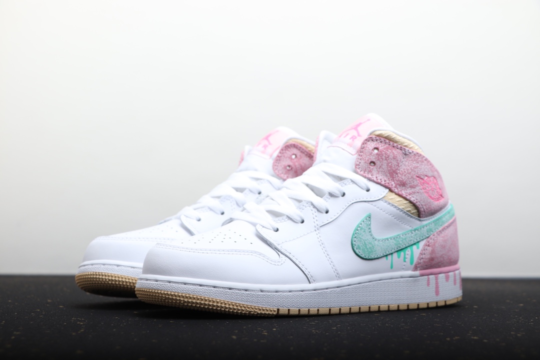 AIR JORDAN 1 PINK ICE CREAM