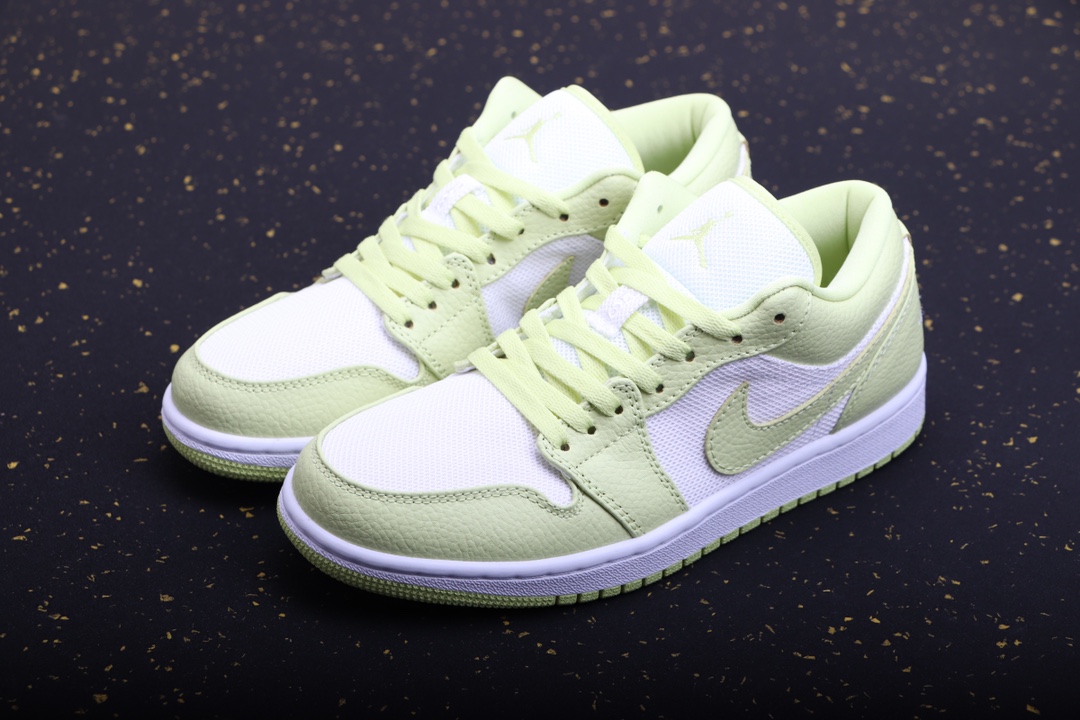 AIR JORDAN 1 LOW WHITE AND GREEN PATCHWORK