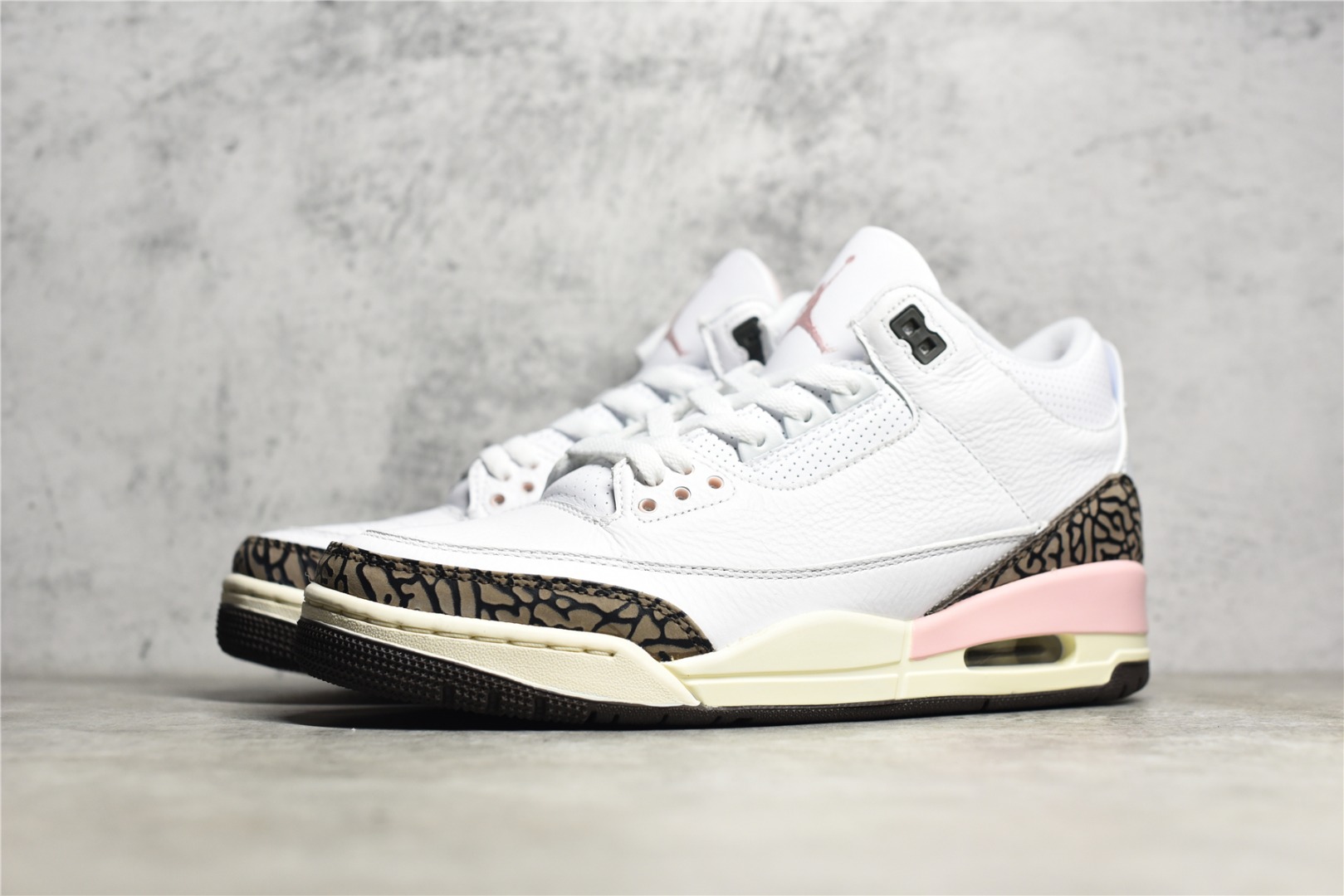 AIR JORDAN 3 RETRO "DARK MOCHA" SAKURA WHITE BROWN PINK