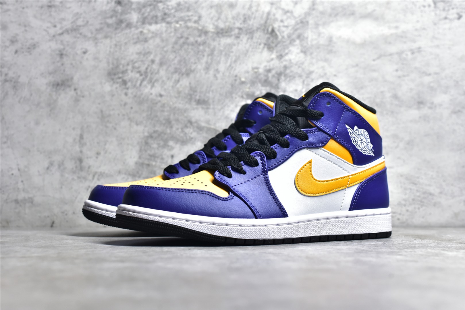 AIR JORDAN 1 MID YELLOW AND BLUE