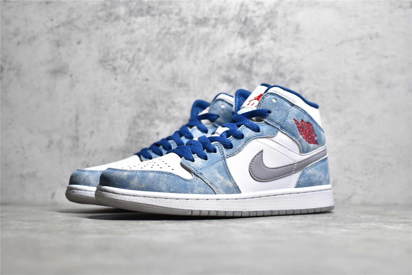 AIR JORDAN 1 MID WASHED BLUE