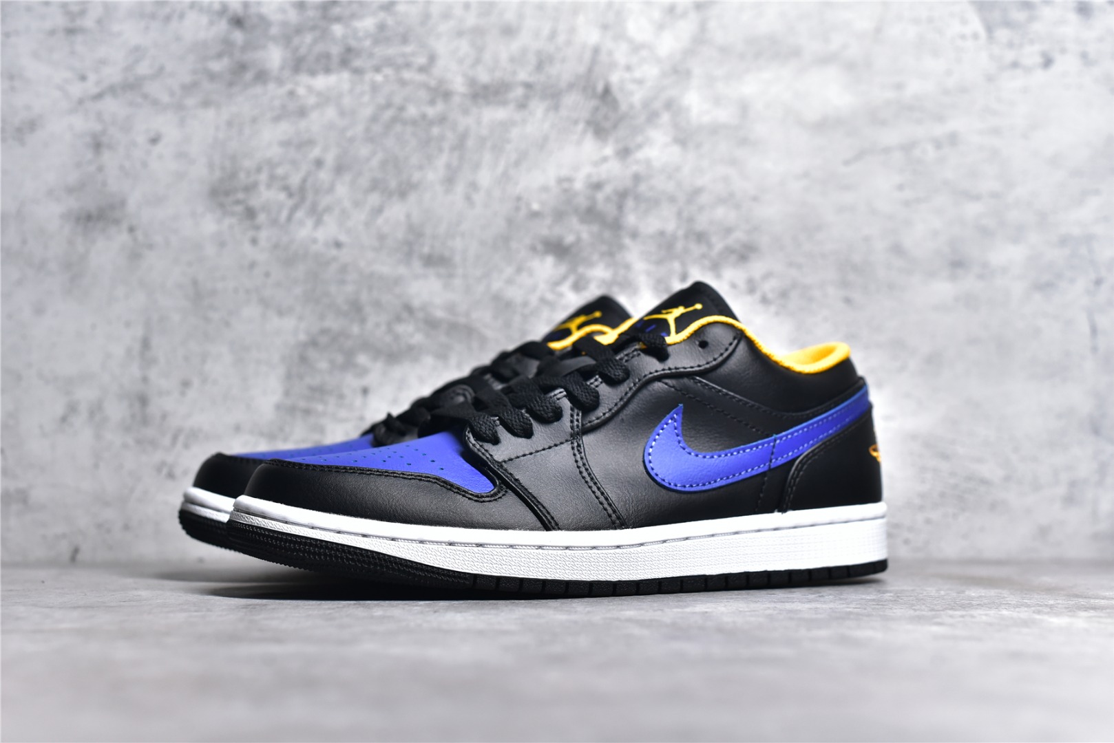 AIR JORDAN 1 LOW TOP BLACK PURPLE YELLOW