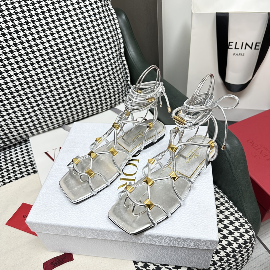 VALENTINO 2021/SS NEW VALENTINO'S NEWEST COLLECTION OF ROMAN SANDALS WITH ITALIAN PRINTED LEATHER SOLES