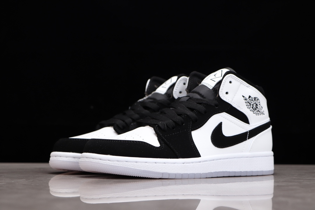 AIR JORDAN 1 MID PEARL WHITE BLACK PANDA