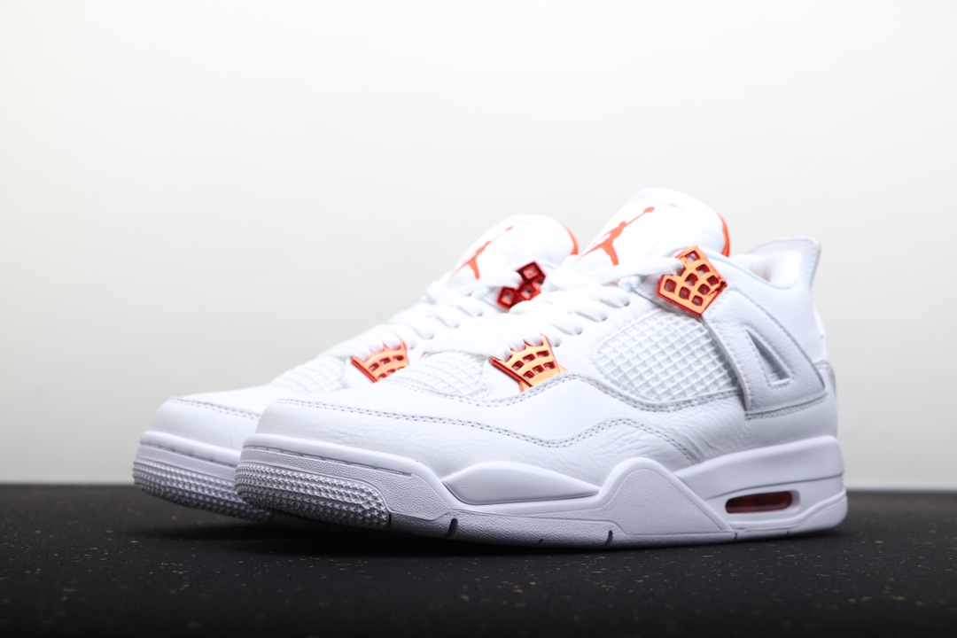 AIR JORDAN 4 METALLIC ORANGE