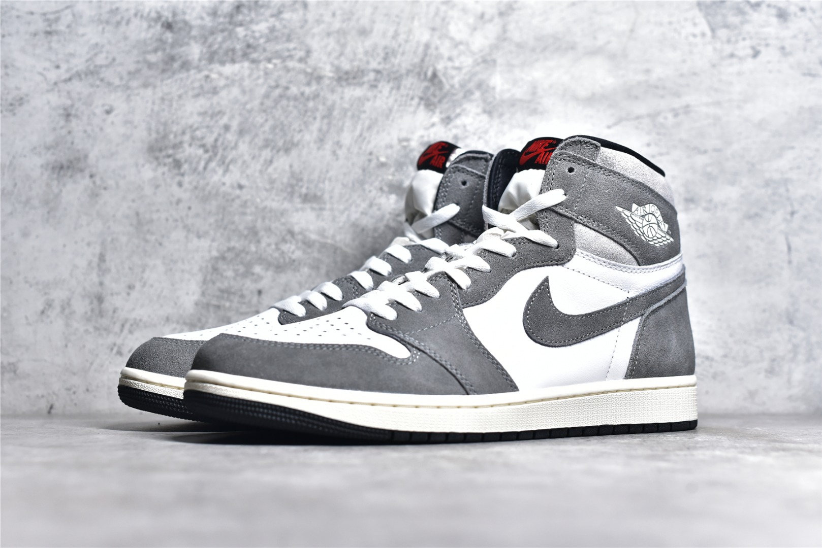 AIR JORDAN 1 HIGH "WASHED BLACK" GREY AND BLACK