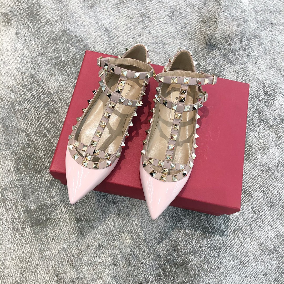 VALENTINO 2021/SS NEW 021 OFFICIAL WEBSITE NEW METAL RIVETS DIAMOND PLAID SLIPPERS QIN LAN THE SAME MODEL