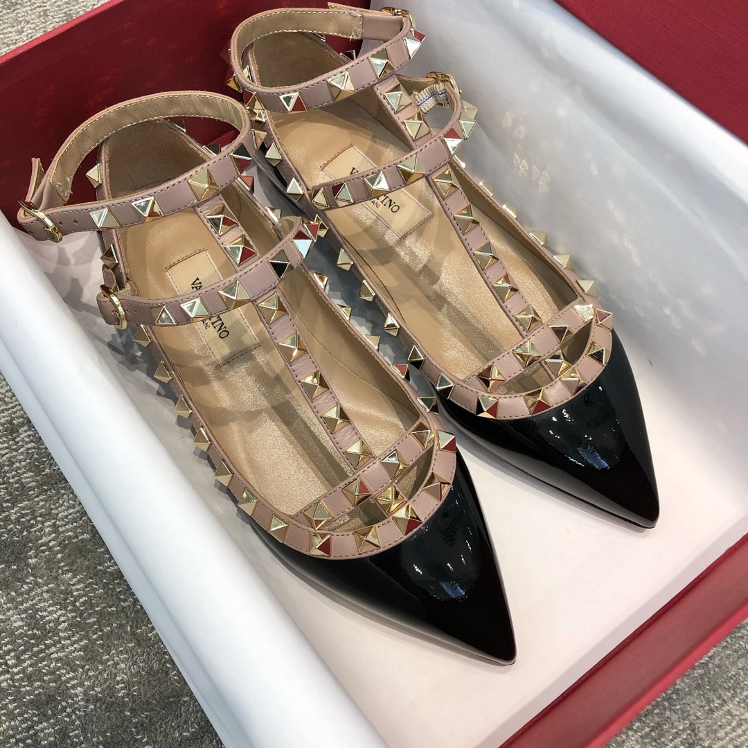 VALENTINO VT COLLECTION TWO STRAP FLATS PATENT LEATHER BLACK