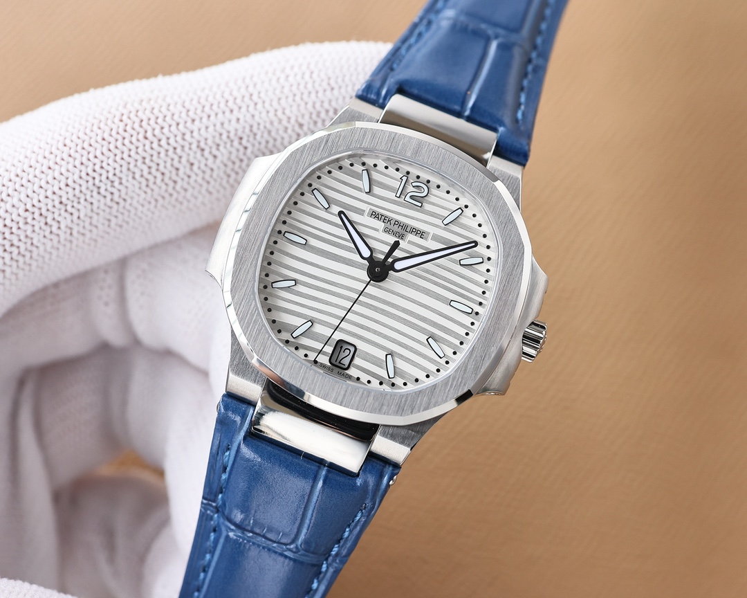 PATEK PHILIPPE SPORTY ELEGANCE NAUTILUS LADIES WATCH