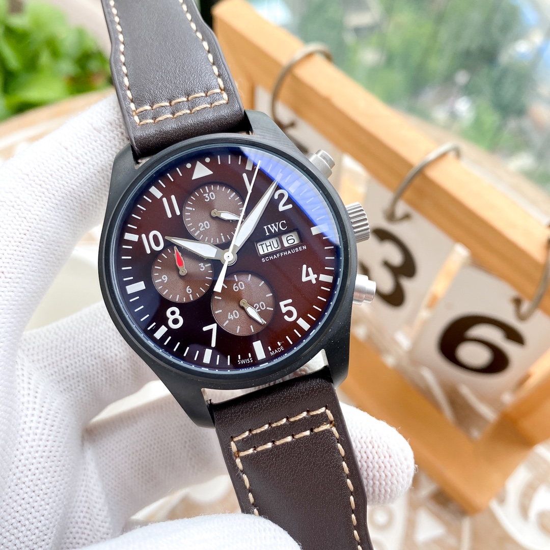 IWC - PILOT'S WATCHES, FINE MEN'S WATCHES, MULTIFUNCTIONAL DESIGN MINERAL SUPERLENS