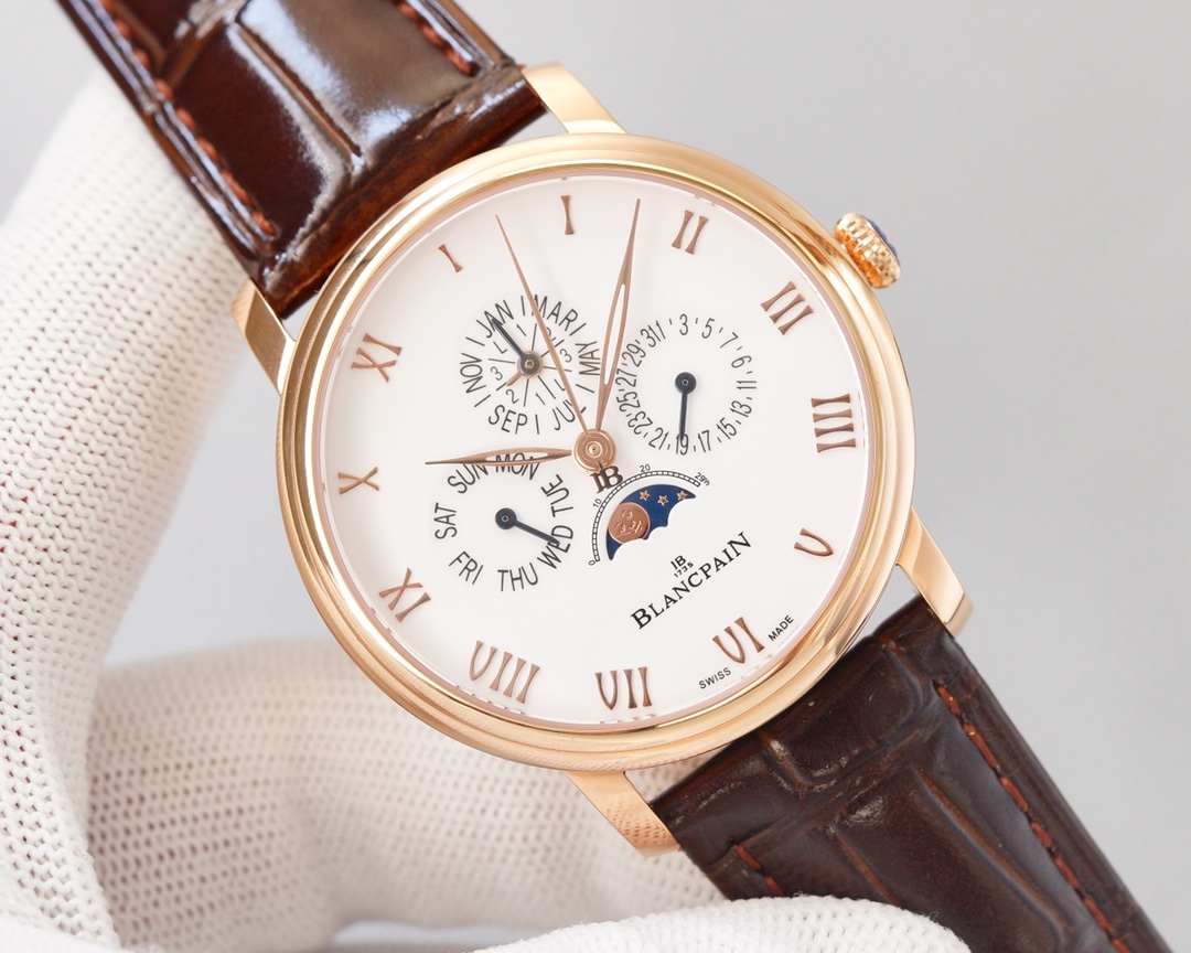 BLANCPAIN - THIS FUNCTIONAL WATCH COMES FROM THE CLASSIC BLANCPAIN COLLECTION